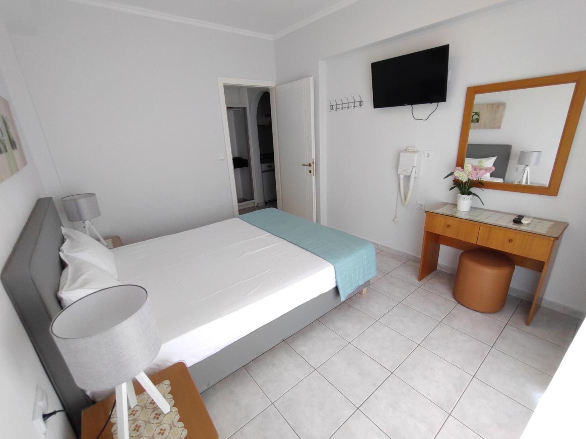 Ioli Apartments Лименас Екстериор снимка